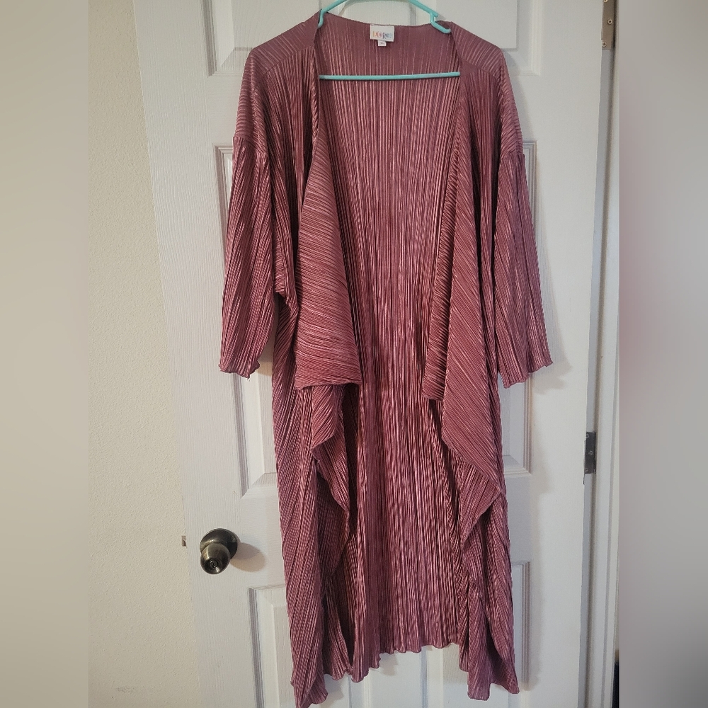 Lularoe Shirley size medium